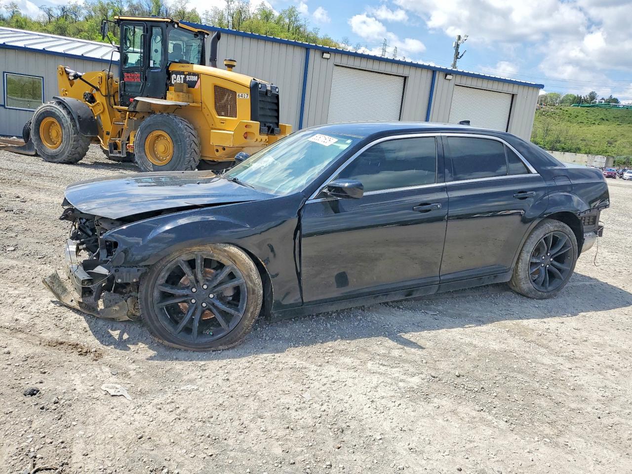 Salvage Chrysler 300 Image