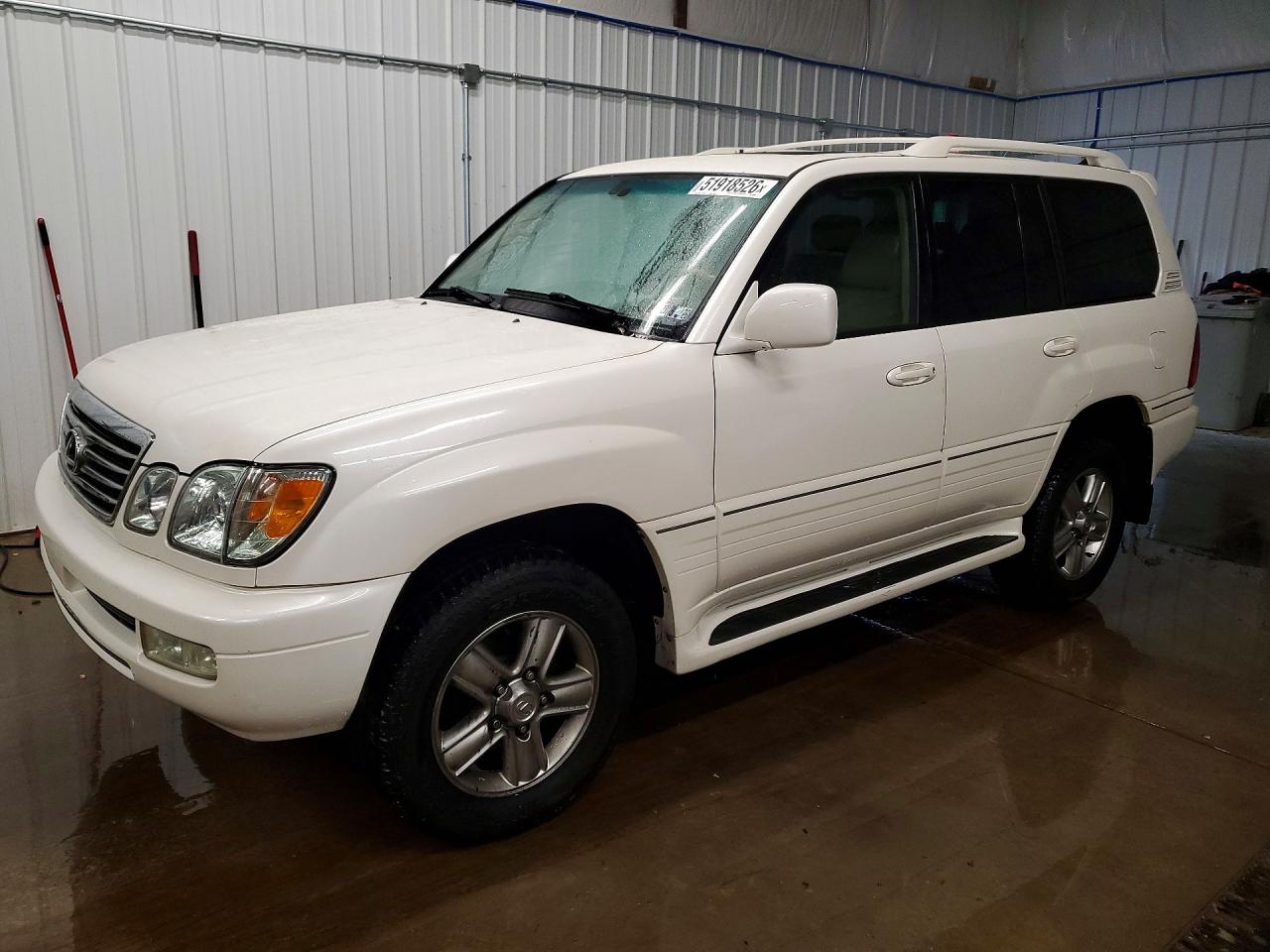 Salvage Lexus Lx470 Image