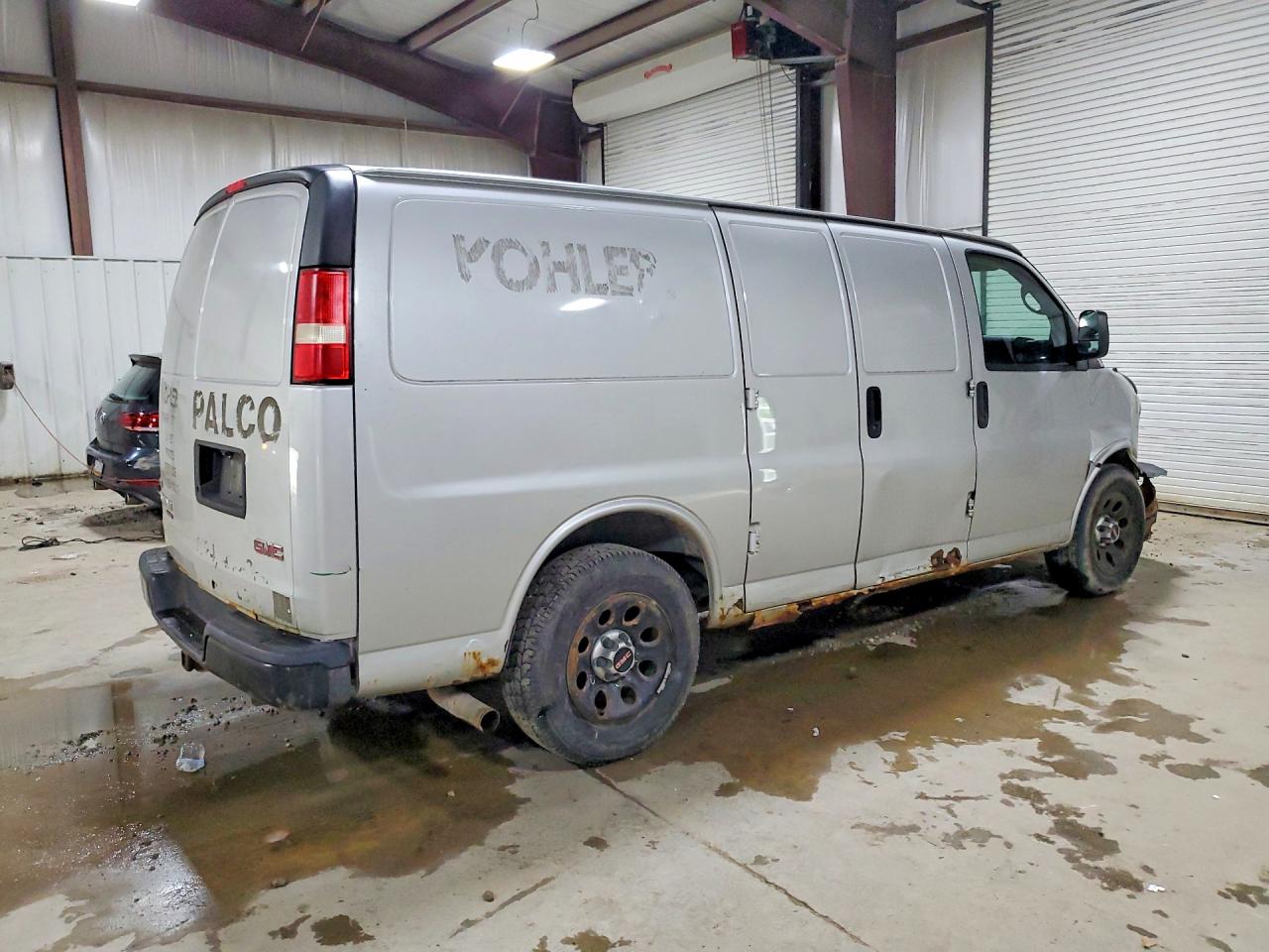 GMC Savana G1500