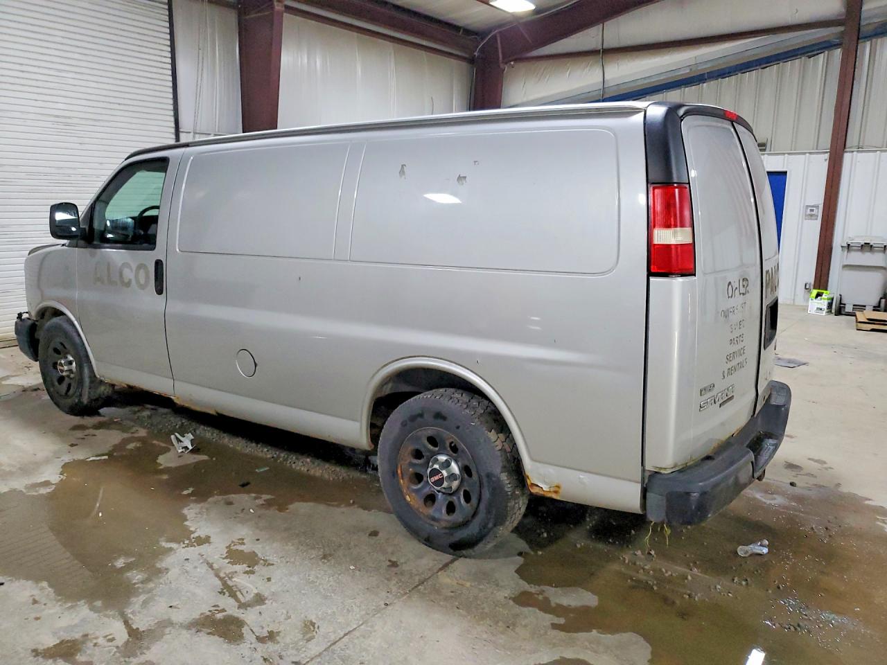 GMC Savana G1500