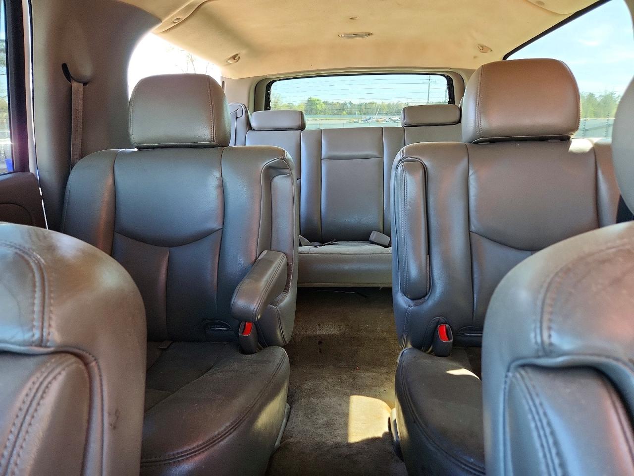 Chevrolet Suburban C1500