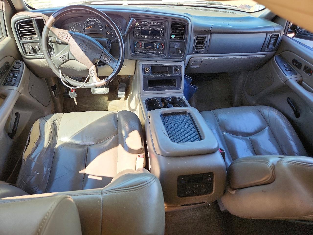 Chevrolet Suburban C1500