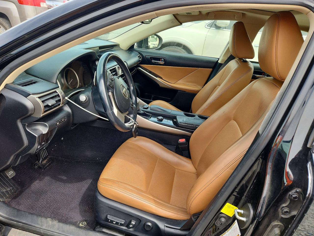 Lexus Is Base