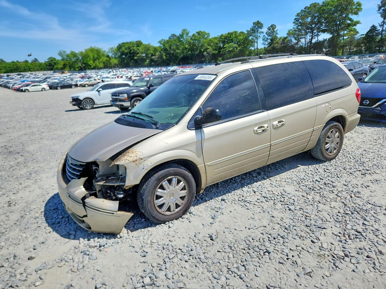 Salvage Chrysler Minivan Image