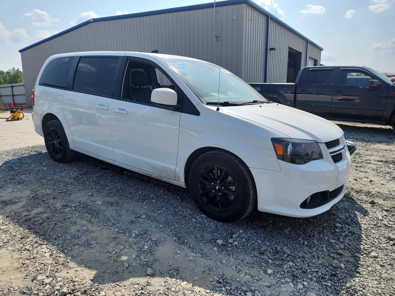 Dodge Caravan Gt