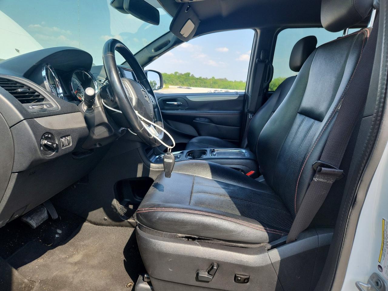 Dodge Caravan Gt