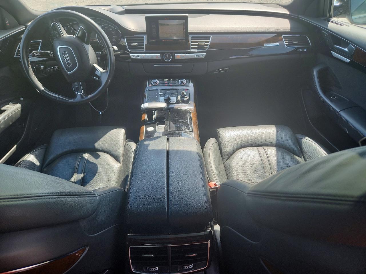 Audi A8 L Quattro
