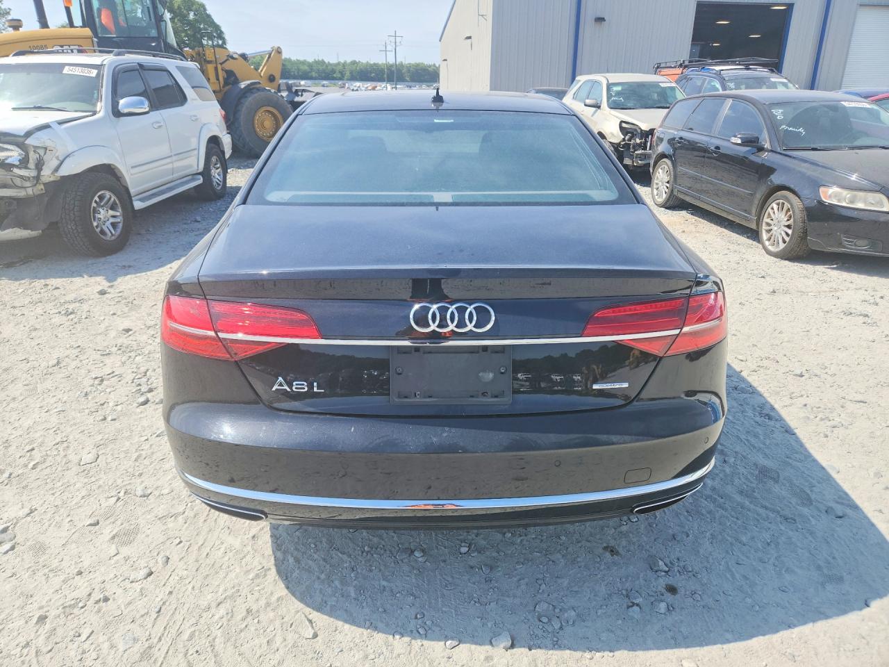 Audi A8 L Quattro