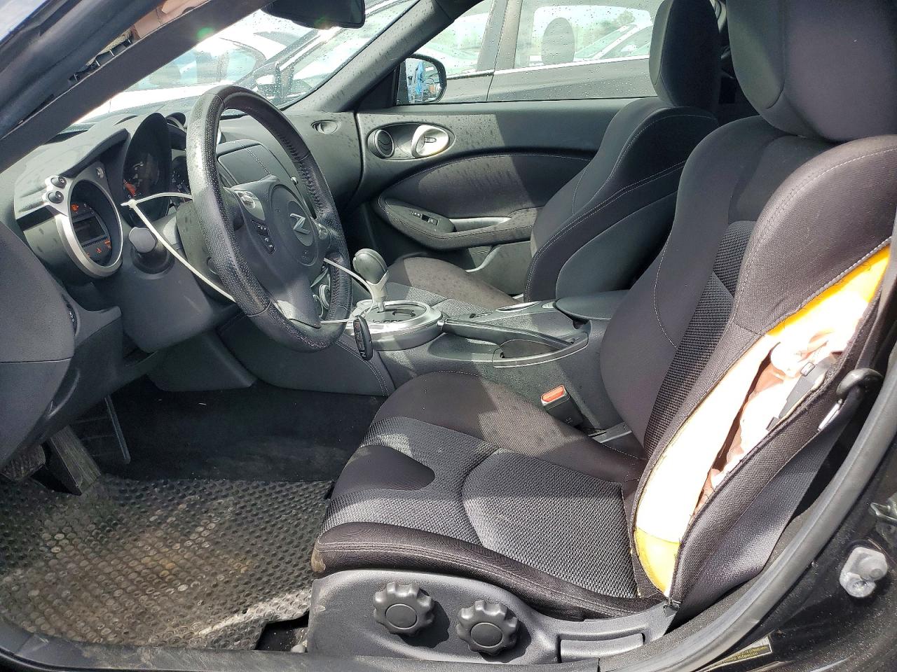 Nissan 370Z Base