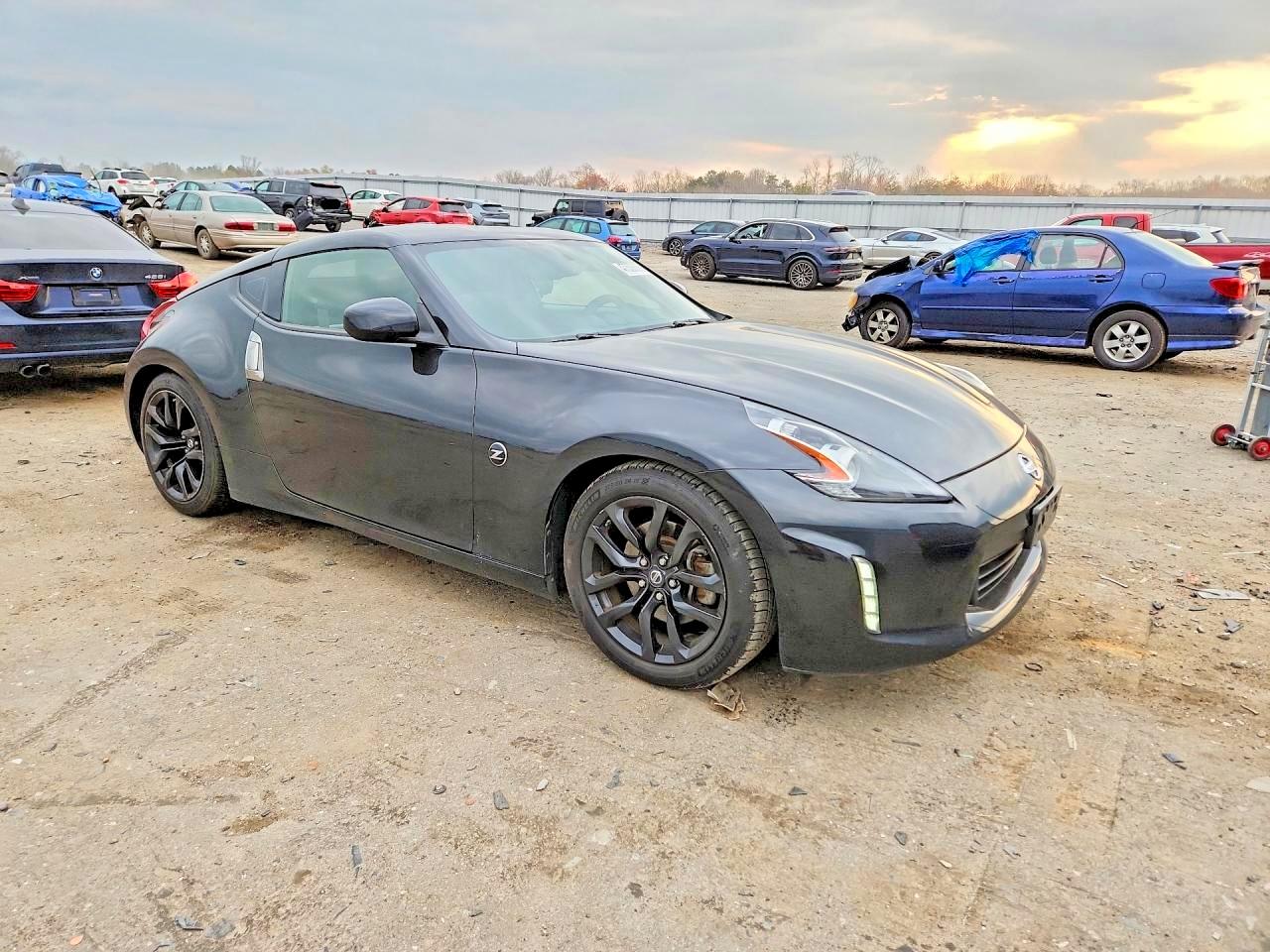 Nissan 370Z Base
