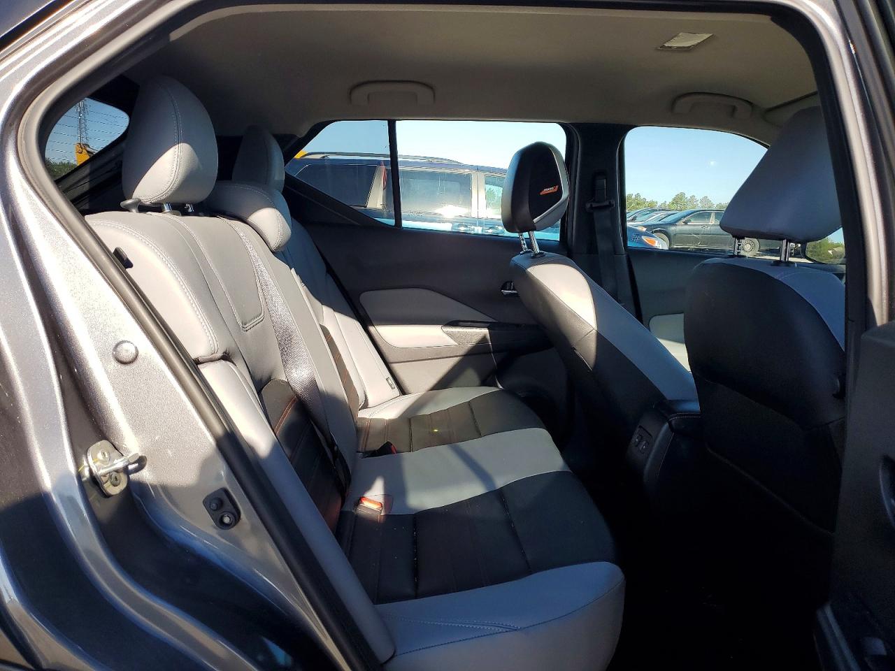 Nissan Kicks Sr