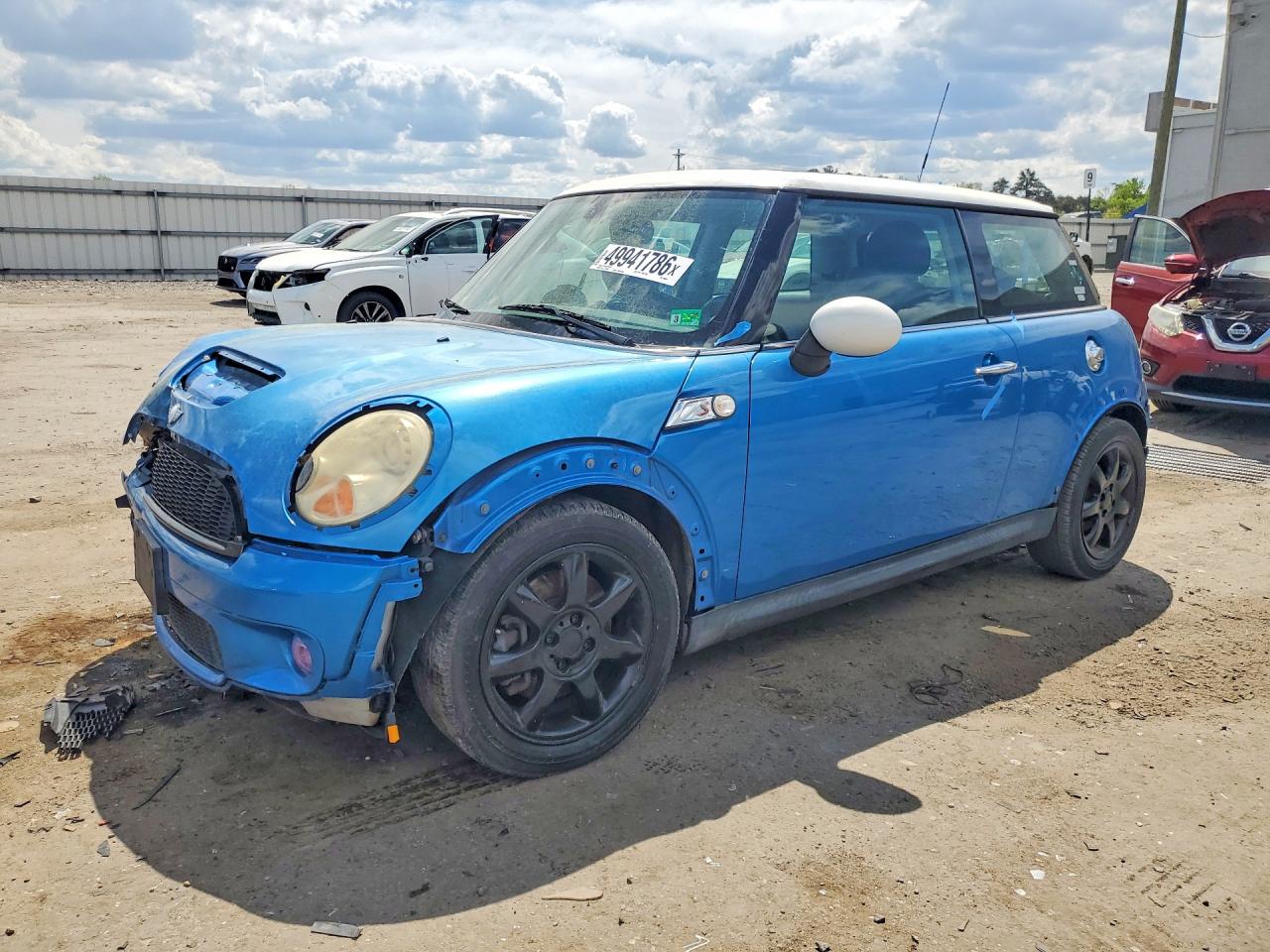 Salvage MINI Cooper Image