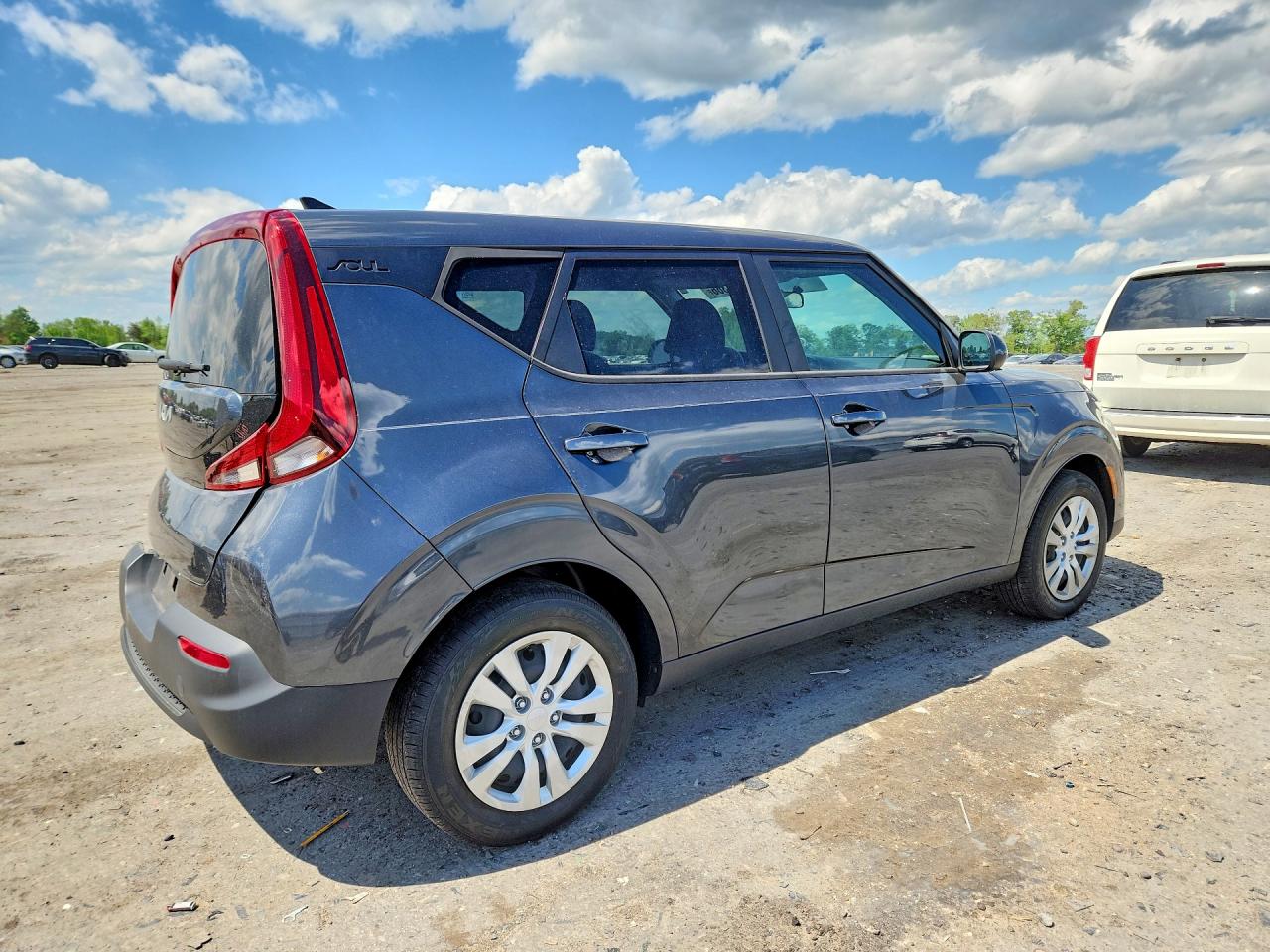 Kia Soul Lx