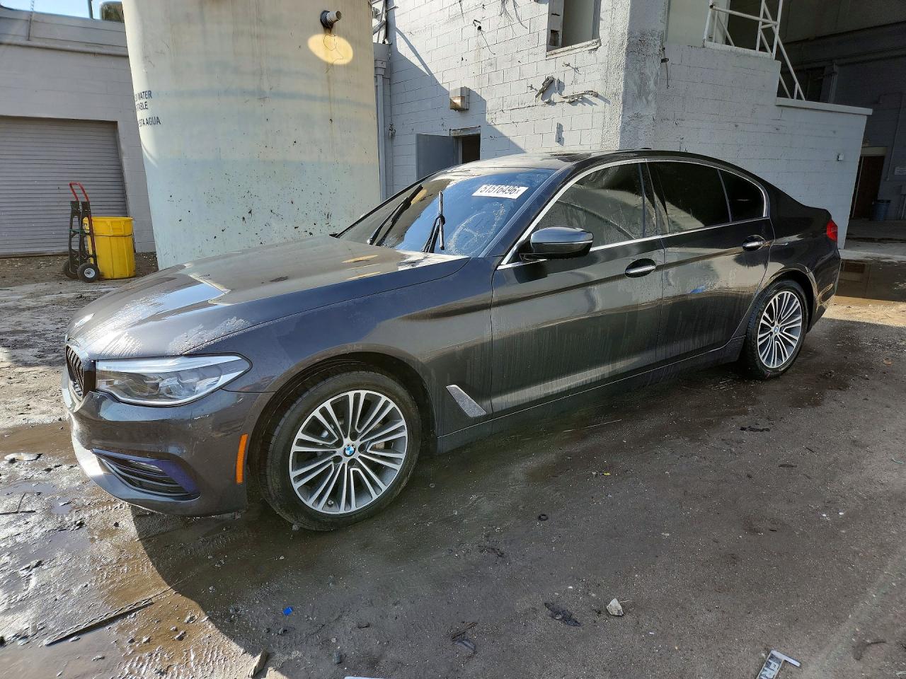 Salvage BMW 5 Series Image