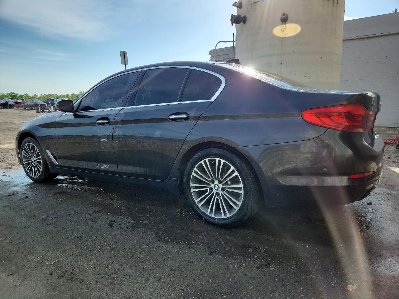 BMW 5 Series Xi