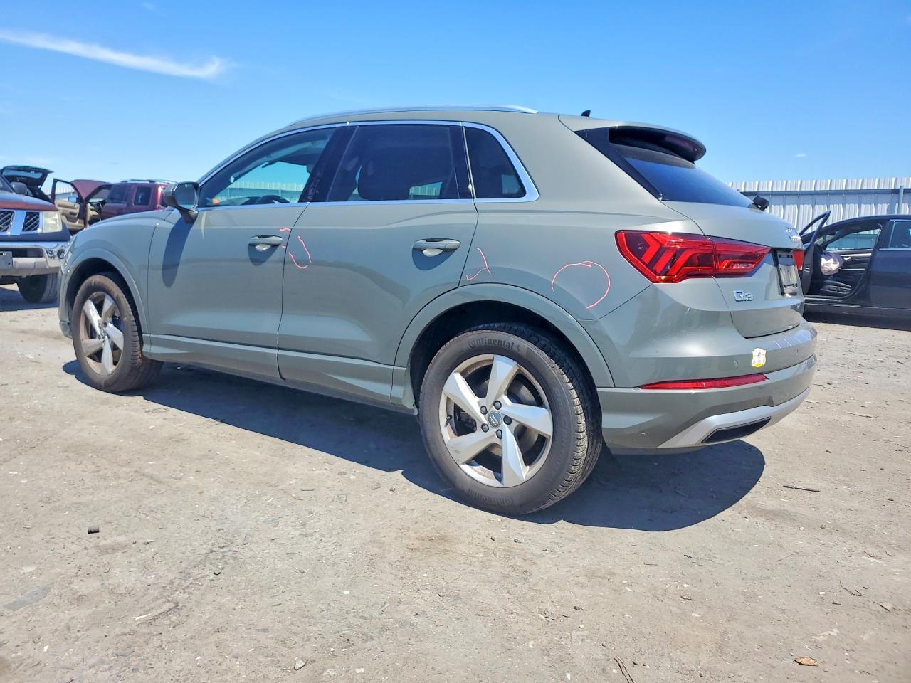 Audi Q3 Premium Plus