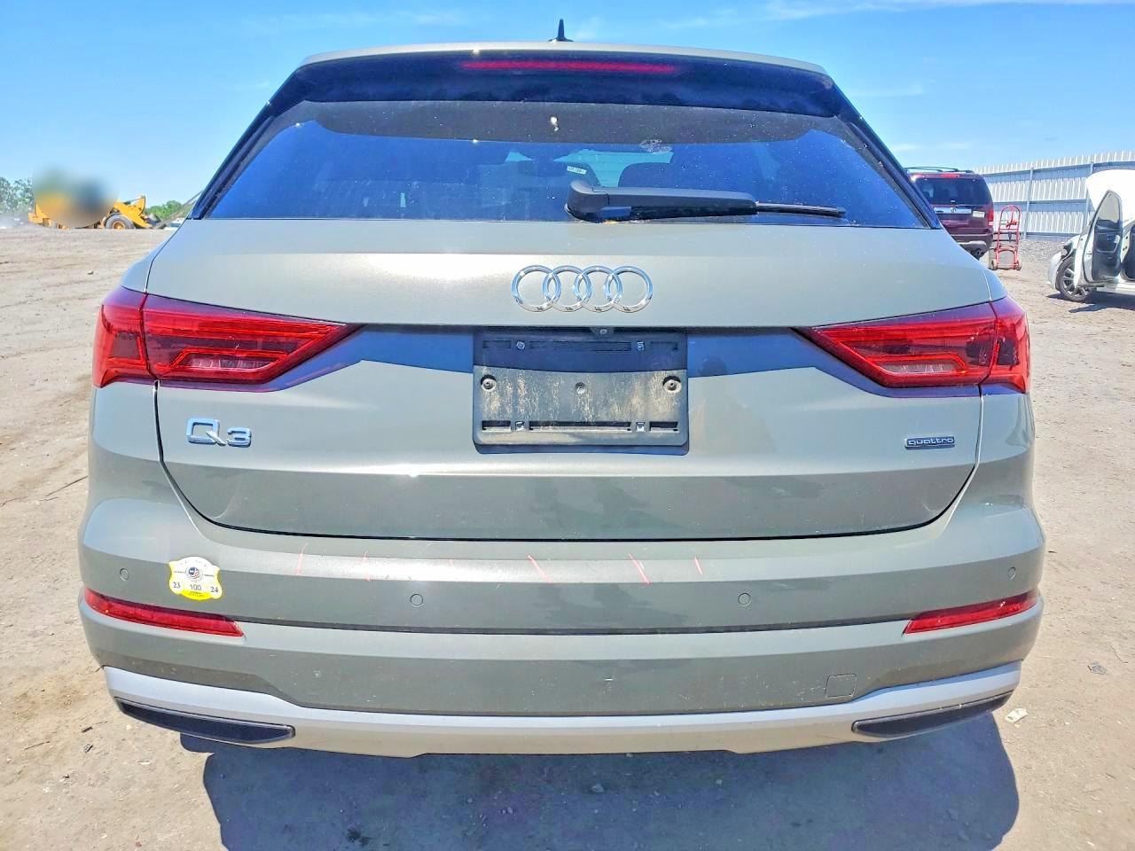 Audi Q3 Premium Plus