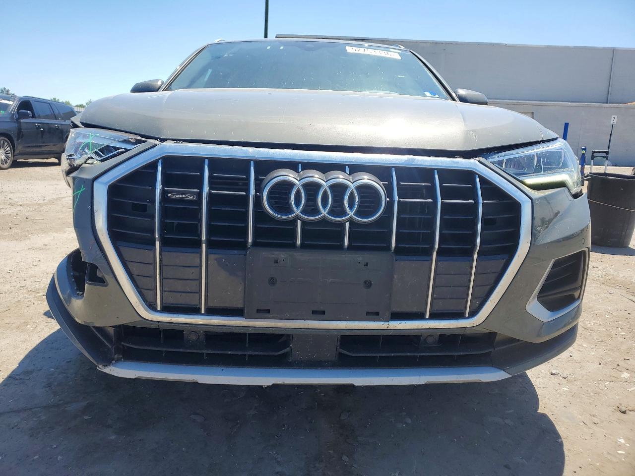 Audi Q3 Premium Plus