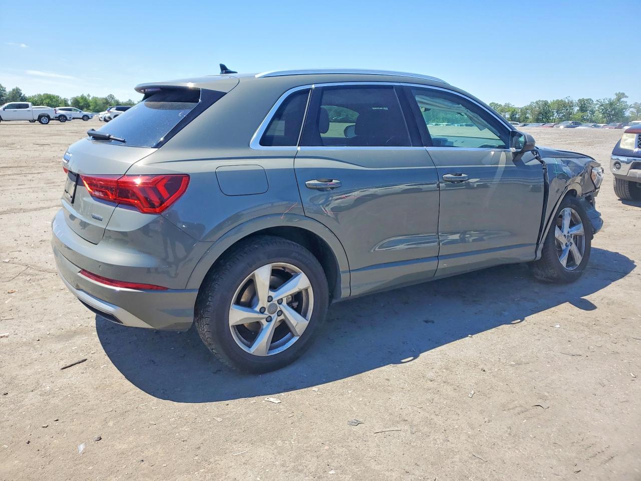 Audi Q3 Premium Plus