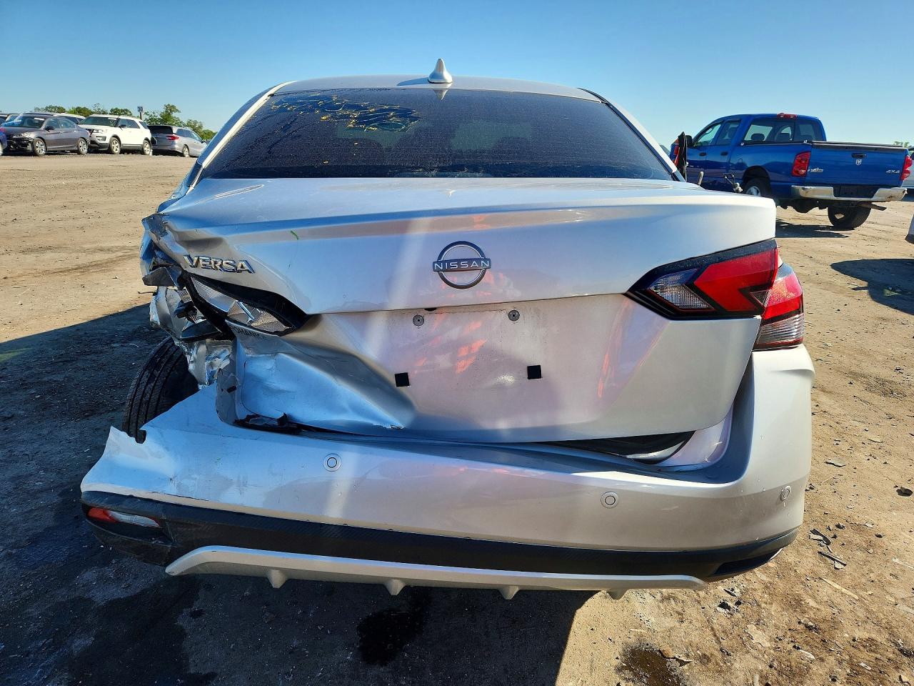 Nissan Versa Sv