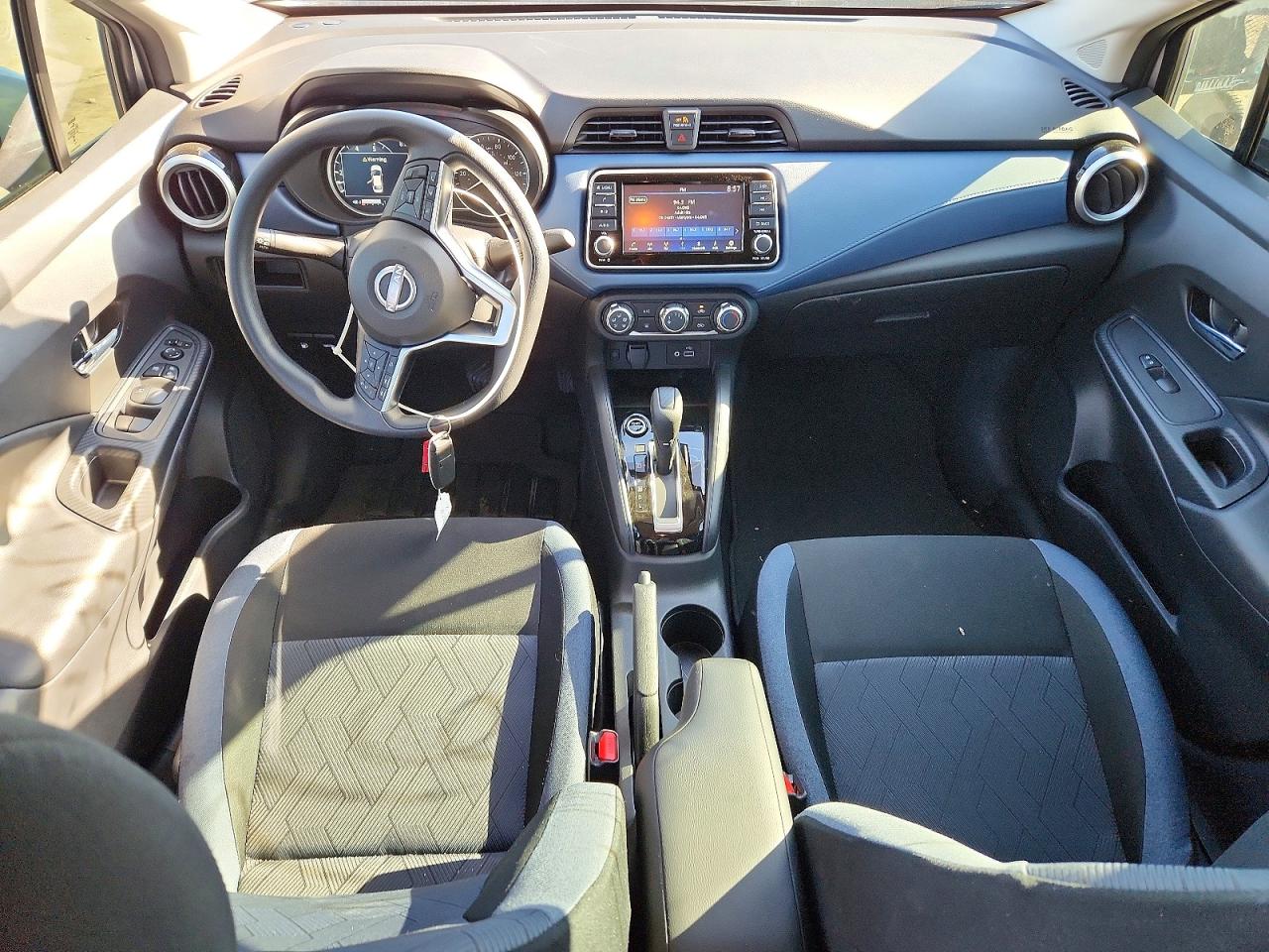 Nissan Versa Sv