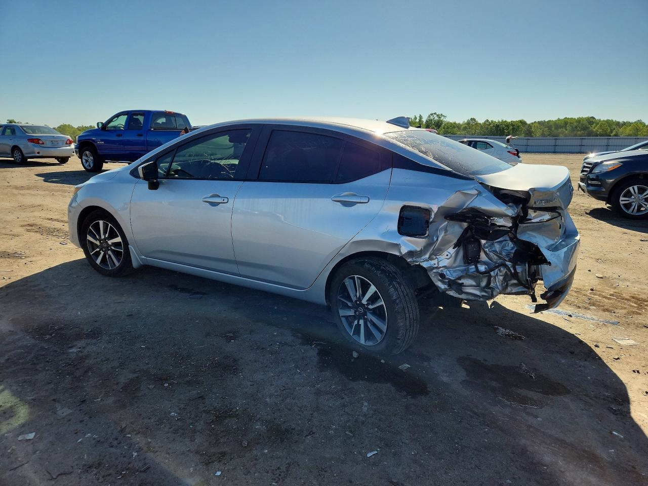 Nissan Versa Sv