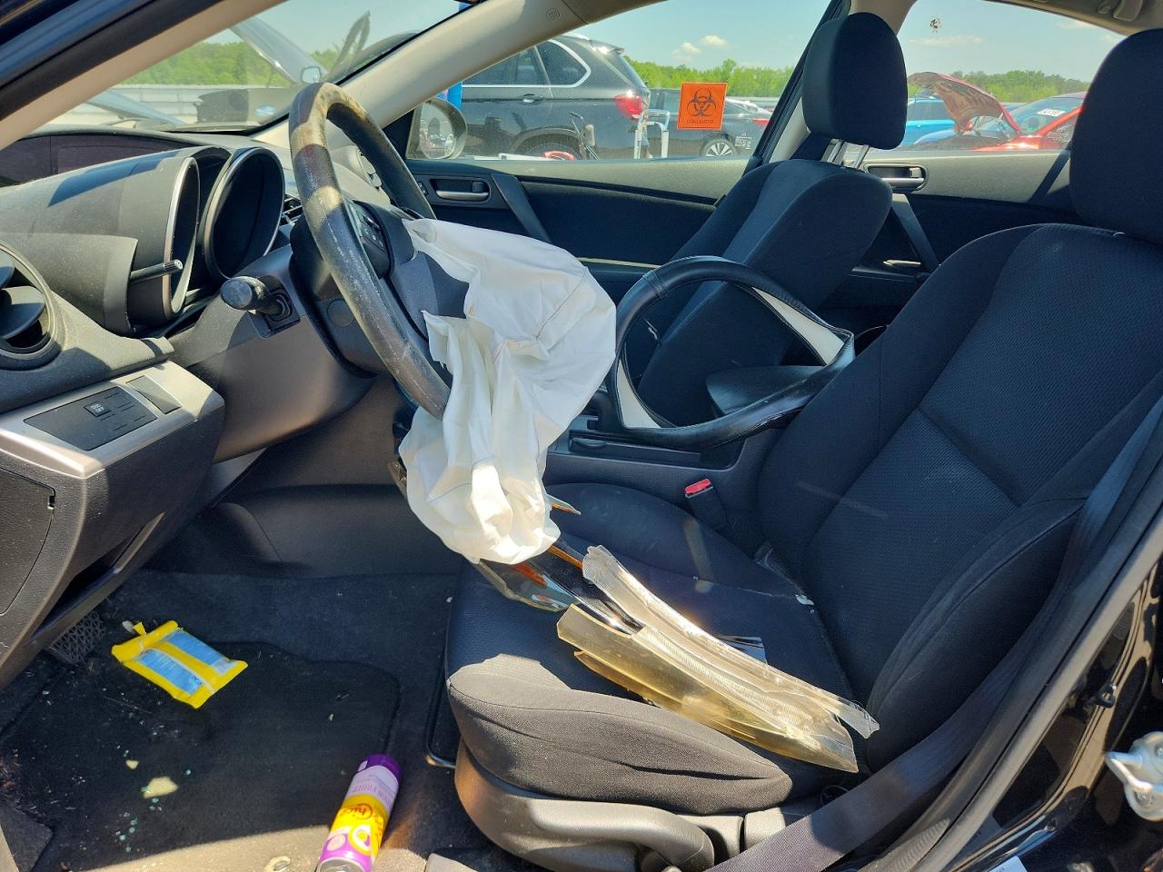 Mazda 3 I