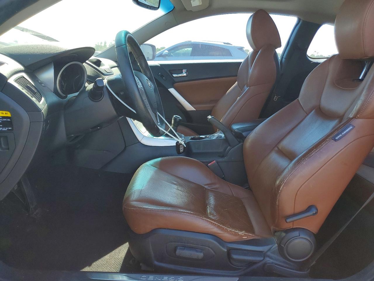 Hyundai Genesis 3.8l