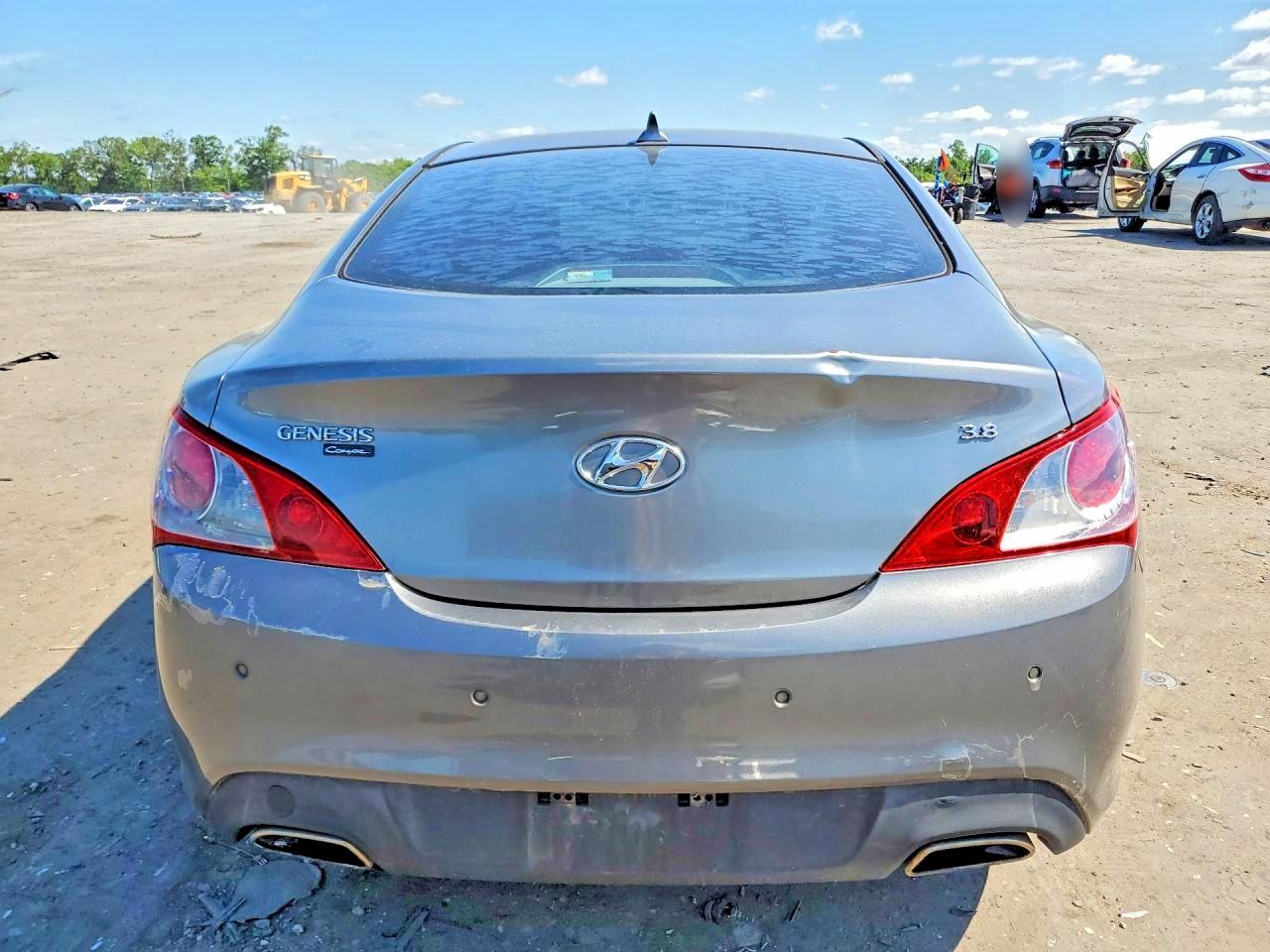 Hyundai Genesis 3.8l