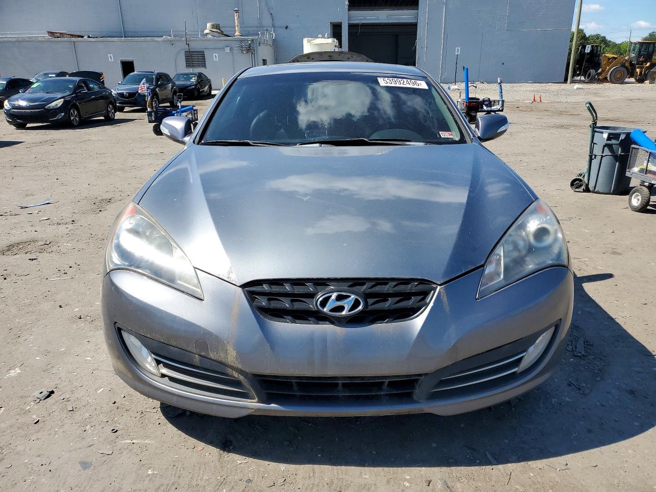 Hyundai Genesis 3.8l