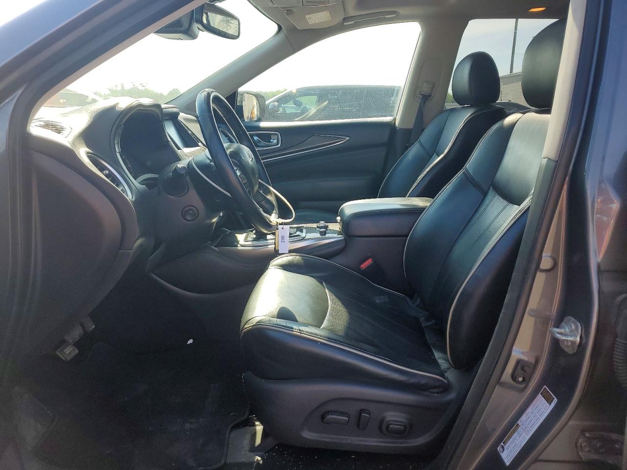 INFINITI Qx Luxe