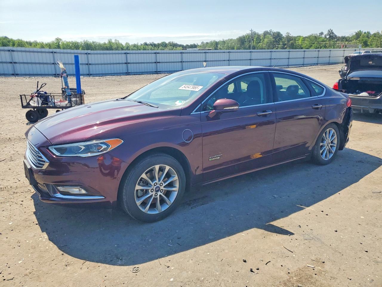 Salvage Ford Fusion Image