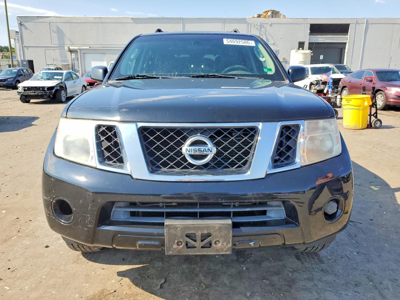 Nissan Pathfinder S