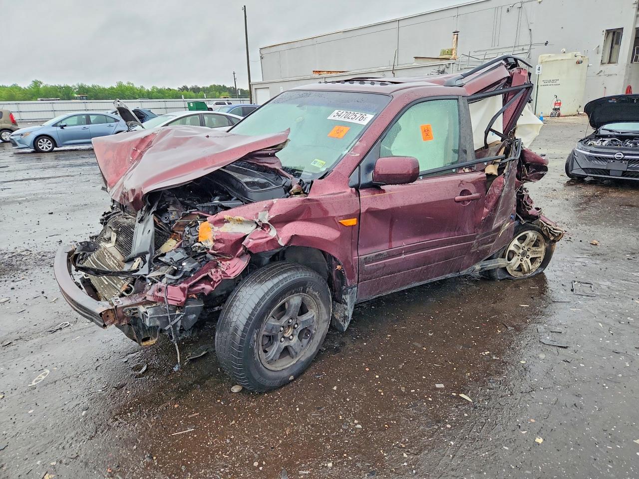 Salvage Honda Pilot Image