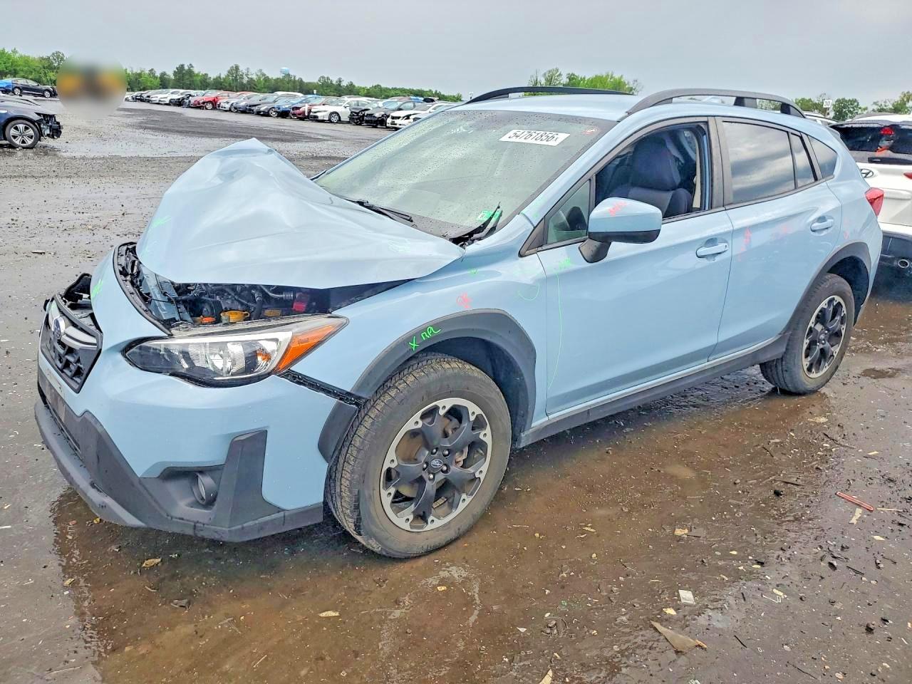 Salvage Subaru Crosstrek Image