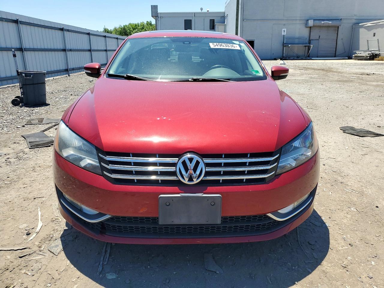 Volkswagen Passat Sel