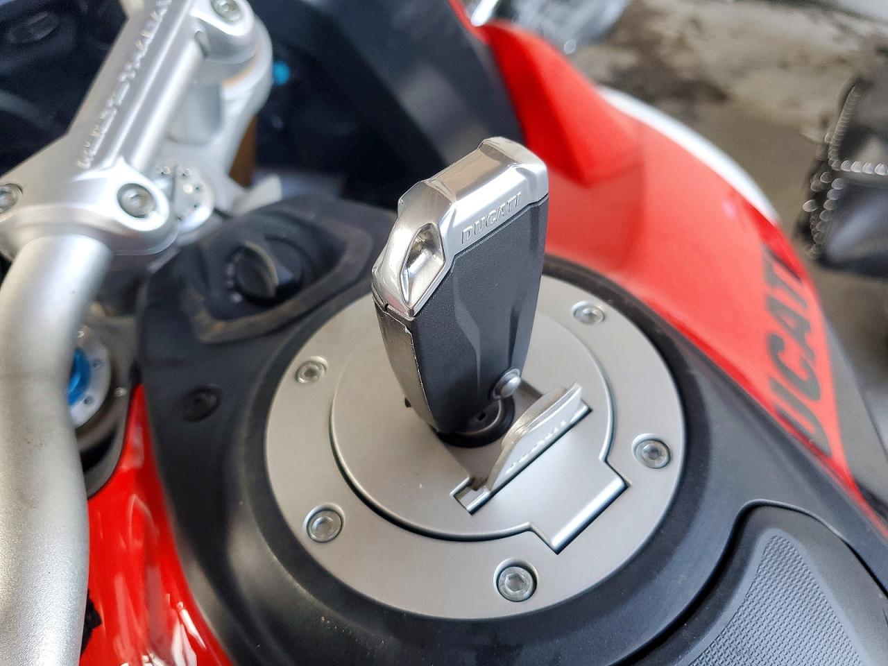 Ducati Multistrad V4