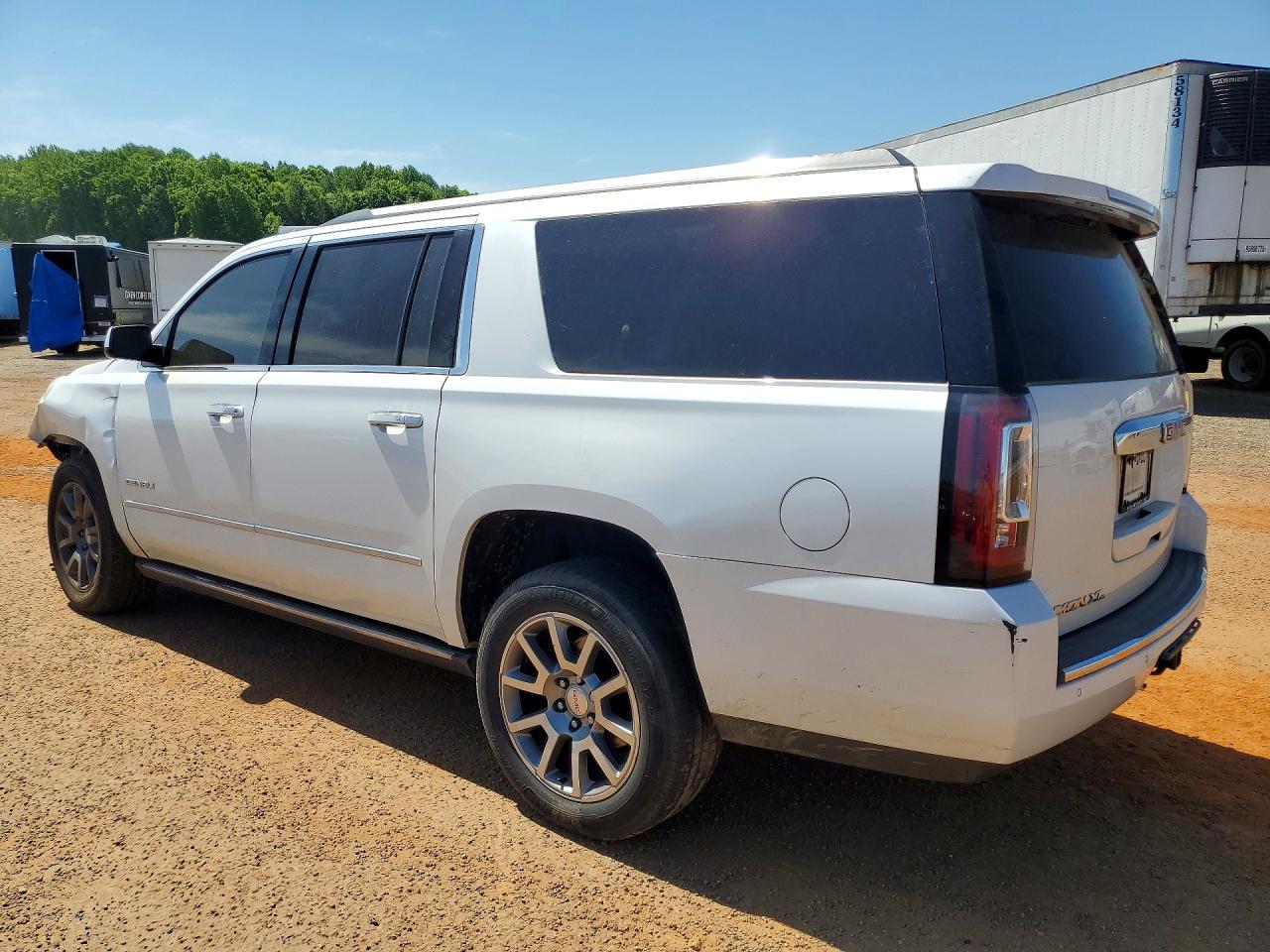 GMC Yukon Denali