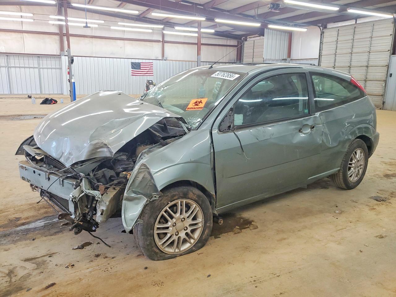 Salvage Ford Focus Image