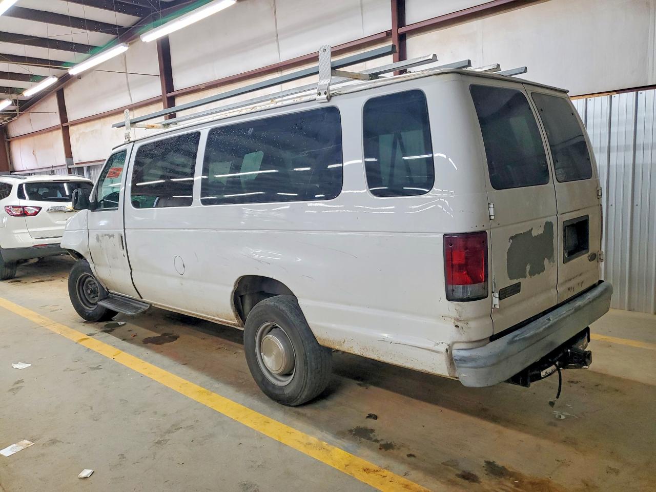 Ford Econoline E350 Super Duty Wagon