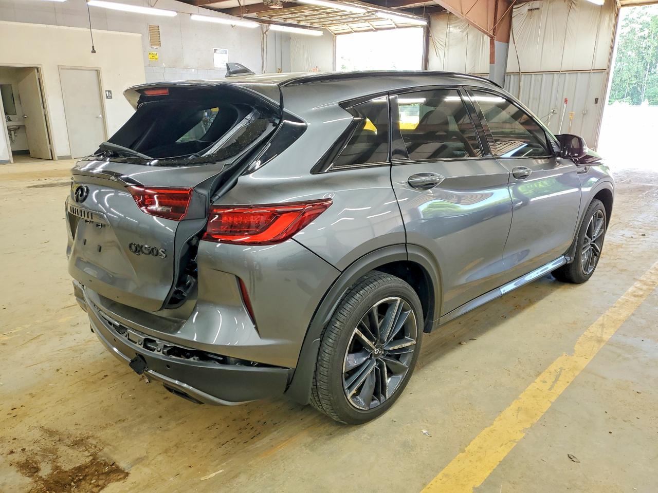 INFINITI Qx Sport