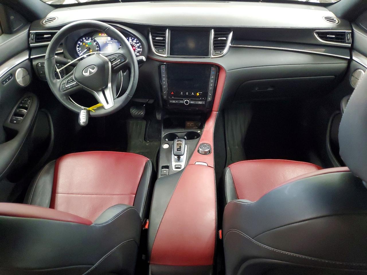 INFINITI Qx Sport