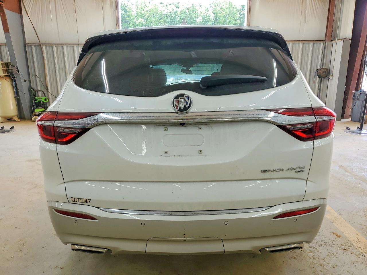 Buick Enclave Essence