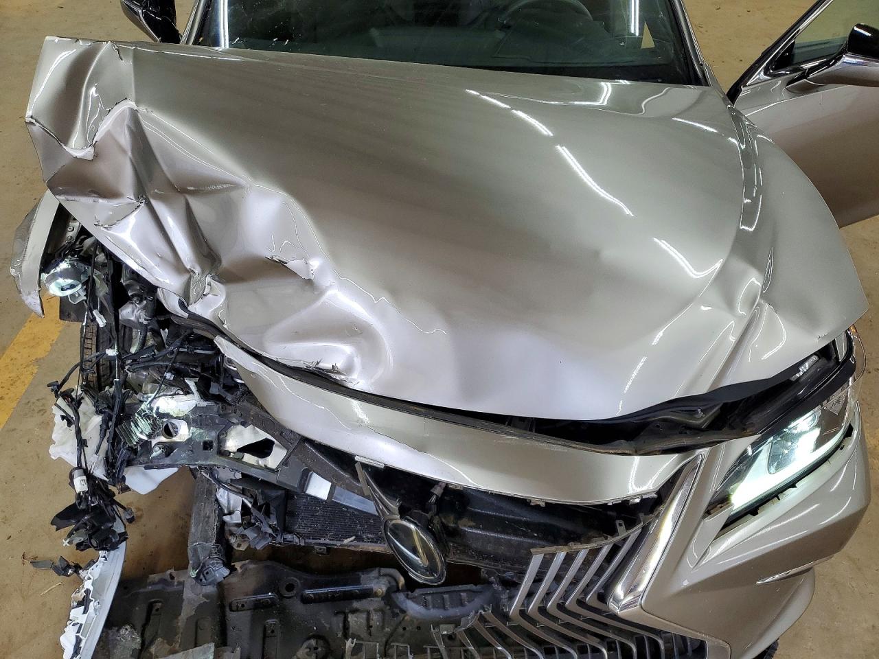 Lexus Es Base