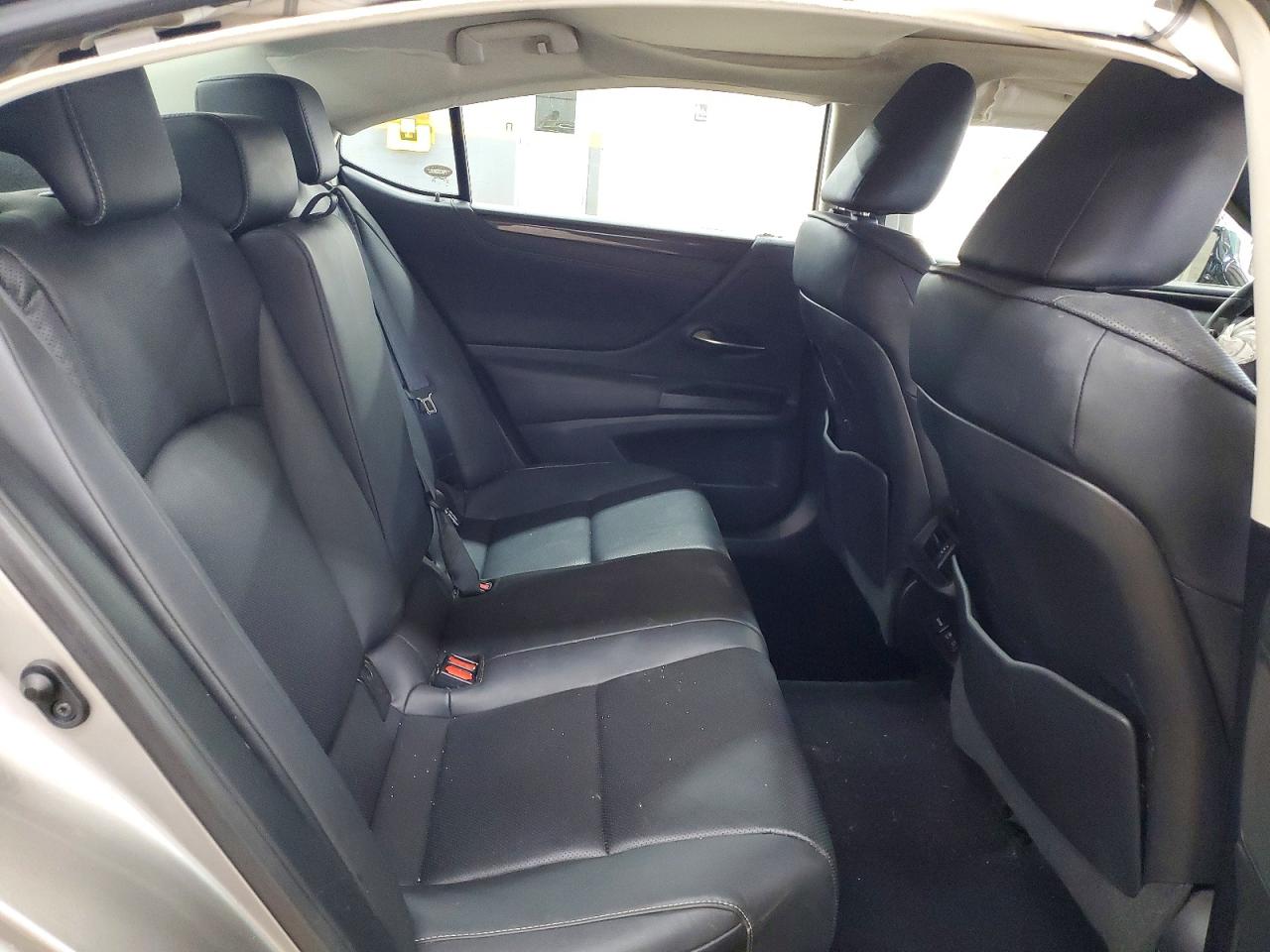 Lexus Es Base