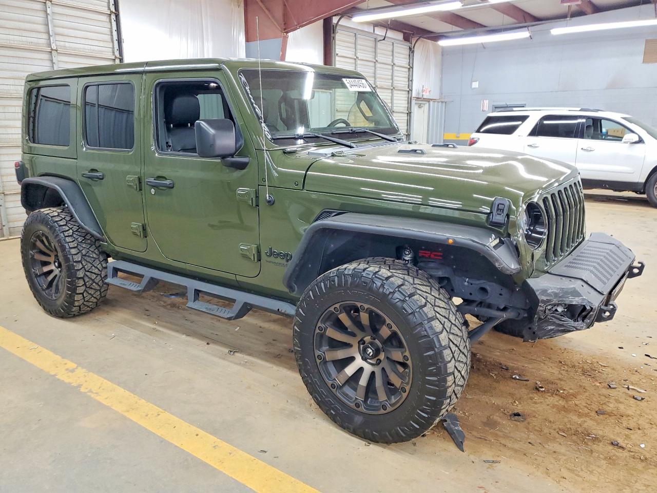 Jeep Wrangler Sahara