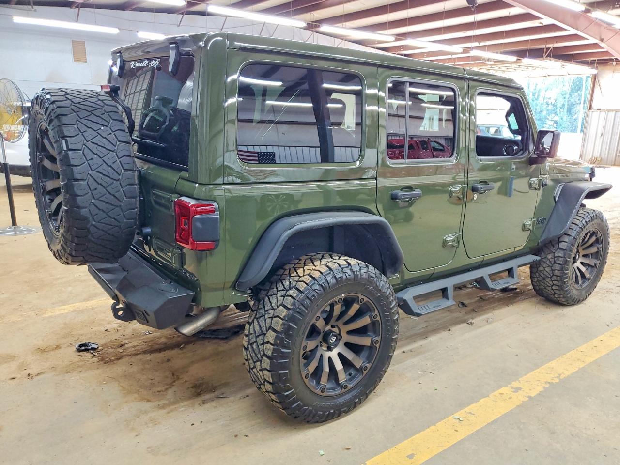 Jeep Wrangler Sahara