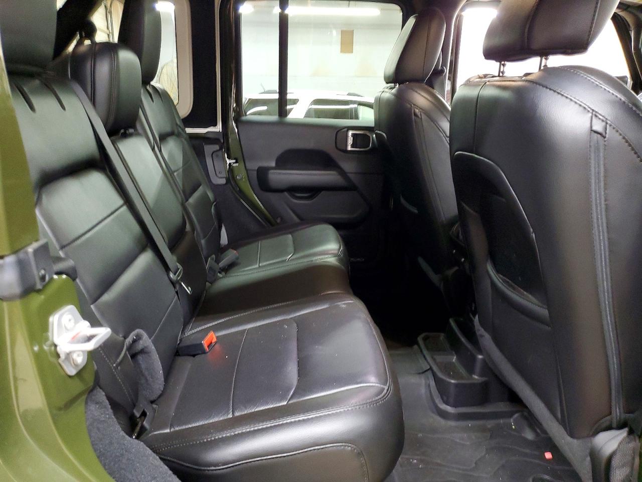 Jeep Wrangler Sahara