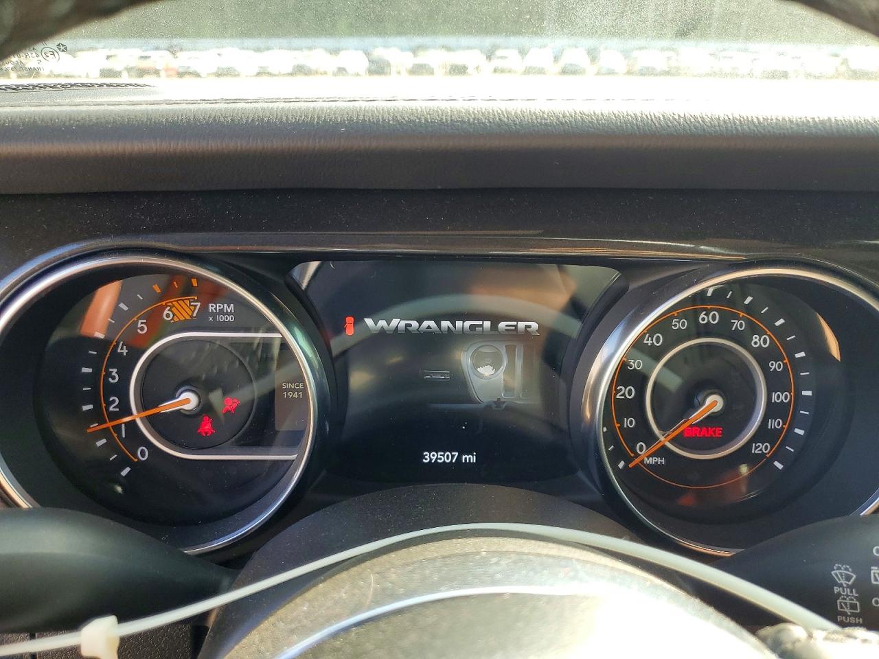 Jeep Wrangler Sahara