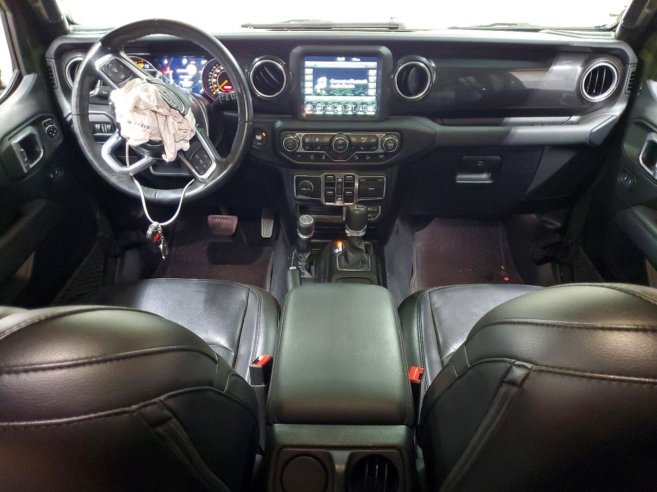 Jeep Wrangler Sahara